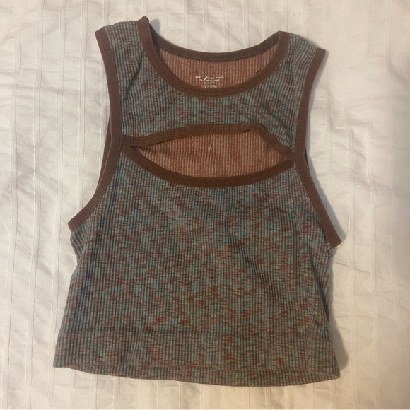 Urban outfitters size xs/s brown/multi coloured cut out top - Picture 1 of 2